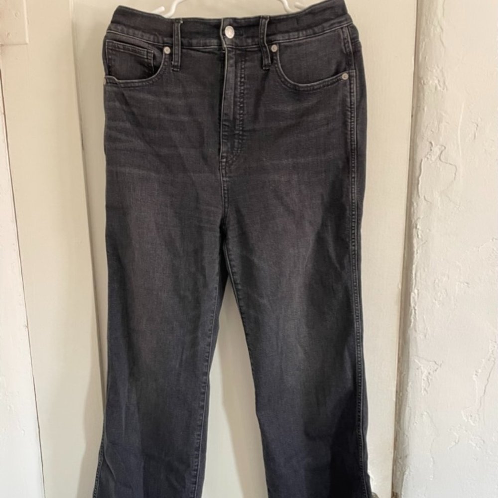 Madewell black 11 inch high rise flare
